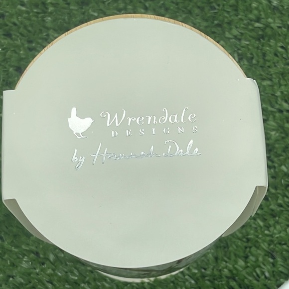 Wrendale Designs Winter Wonderland Candle in Lidded Jar, NWT - Picture 10 of 11